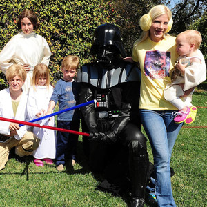 Tori Spelling, Liam, Stella, Hattie, Finn, Star Wars Tori Spelling, Liam, Stella, Hattie, Finn, Star Wars